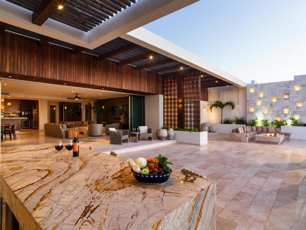 Ultra Exclusive Beachfront Villa Just Steps From The Sand With Butler Included San José del Cabo 외부 사진