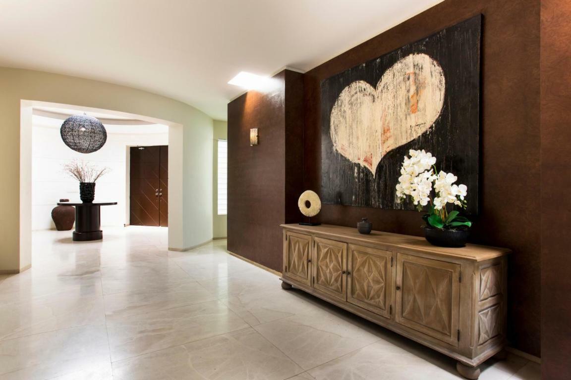 Ultra Exclusive Beachfront Villa Just Steps From The Sand With Butler Included San José del Cabo 외부 사진