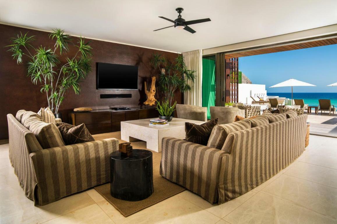 Ultra Exclusive Beachfront Villa Just Steps From The Sand With Butler Included San José del Cabo 외부 사진